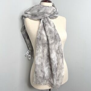OLD NAVY Grey & White Tie Dye NEW with tags lightweight scarf 72" x 30"